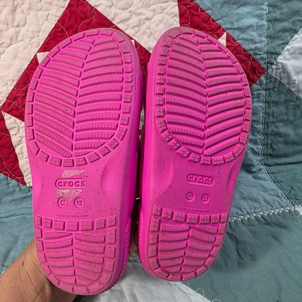 Crocs Classic Sandal Kids Electric Pink Size C12 Double Strap Slip Ons